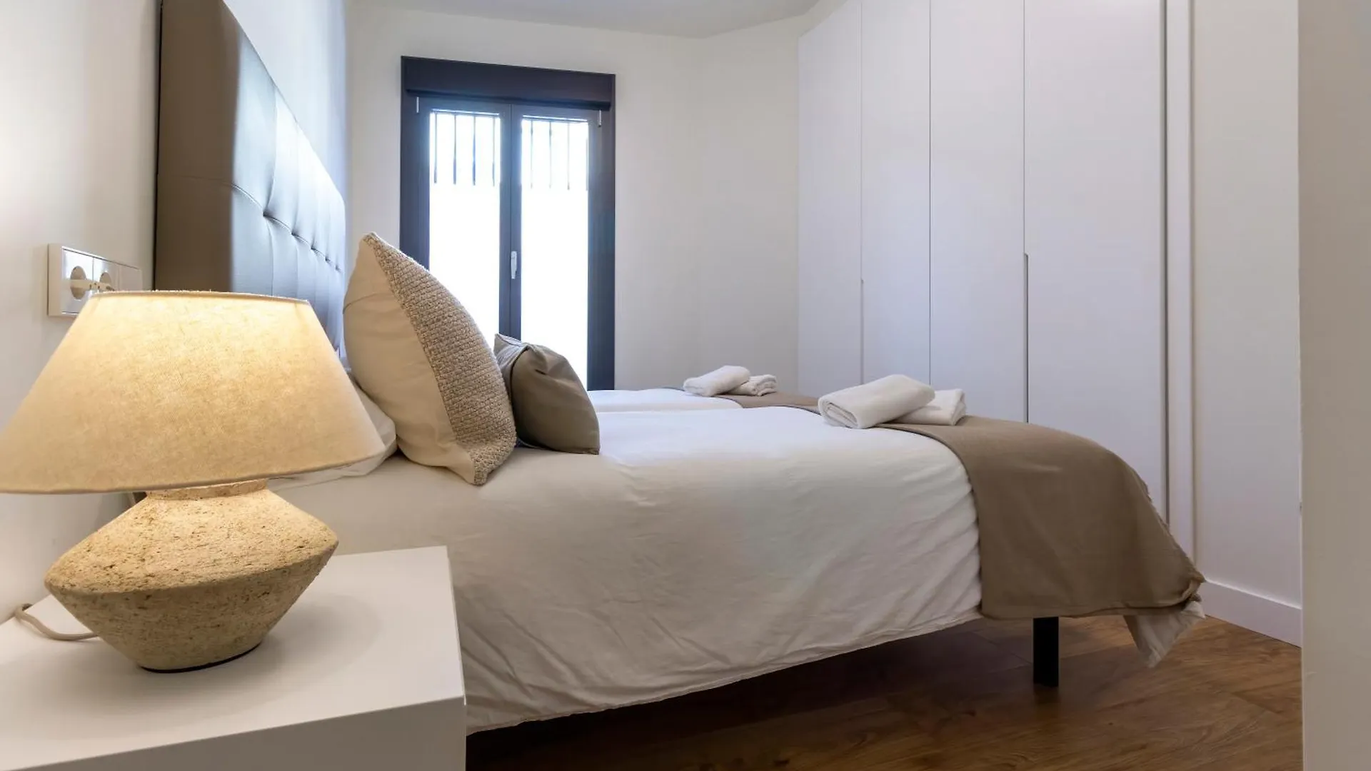 Alohamundi Puerta Osario II Apartment Seville